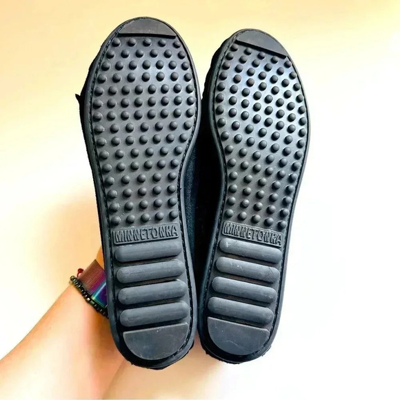 NWOT Minnetonka Suede Kilty Moccasins - Picture 7 of 9